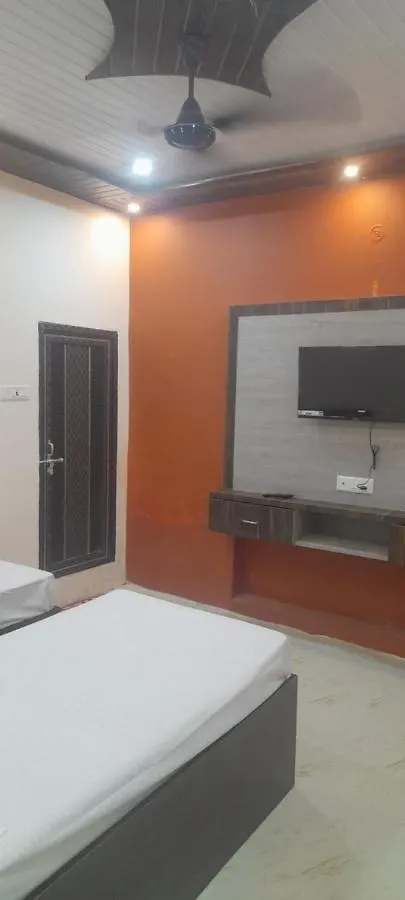 Banaras Residency Hotel Kakarmatha 0*,  India